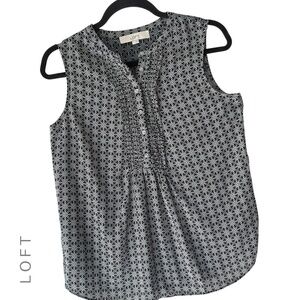 LOFT NWOT SMOCKED BUTTON FRONT FLORAL BLACK DITSY PRINT SLEEVELESS TOP | SMALL